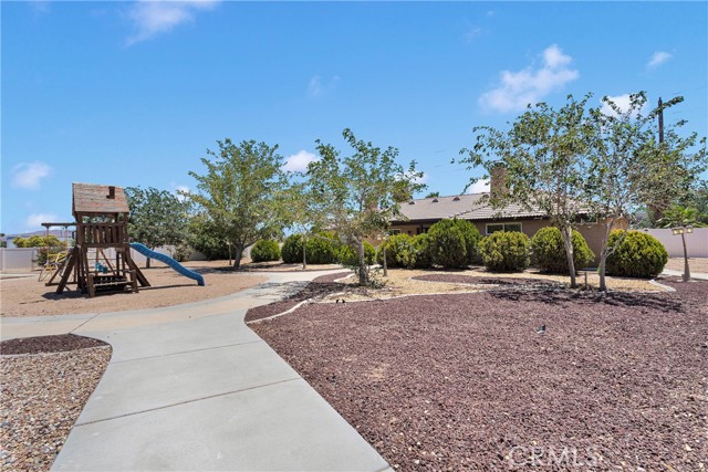14572 Sultana Street, Hesperia CA: https://media.crmls.org/medias/6f4004ed-ca1b-496e-9d04-12fe7861f4f7.jpg