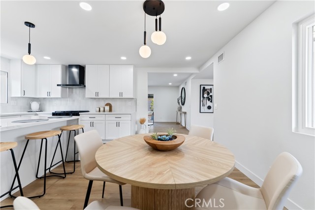 Detail Gallery Image 16 of 44 For 2514 S Rita Way, Santa Ana,  CA 92704 - 3 Beds | 2 Baths