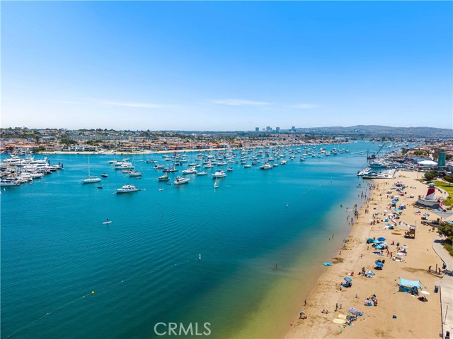 Detail Gallery Image 31 of 37 For 1817 W Bay Ave a,  Newport Beach,  CA 92663 - 2 Beds | 2/1 Baths