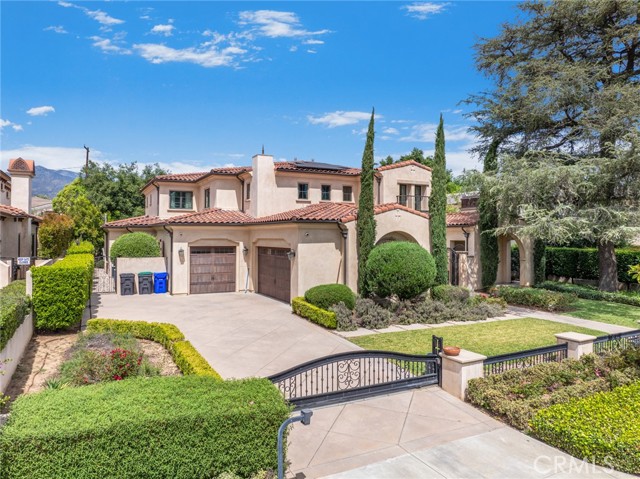 Detail Gallery Image 3 of 36 For 501 W Woodruff Ave, Arcadia,  CA 91007 - 5 Beds | 5/1 Baths