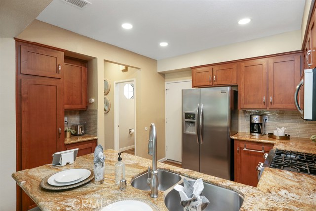Detail Gallery Image 10 of 40 For 27733 Rubidoux, Mission Viejo,  CA 92692 - 2 Beds | 2/1 Baths