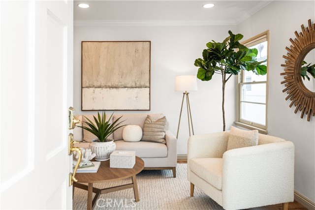 309 15th Street, Seal Beach CA: https://media.crmls.org/medias/6f421117-d3d5-4ac1-8c5e-9649bd2d0757.jpg