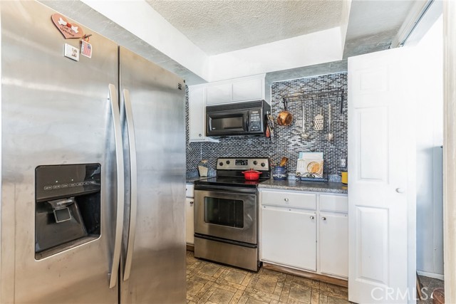 Detail Gallery Image 13 of 35 For 34 E Tehama St, Orland,  CA 95963 - 3 Beds | 1 Baths