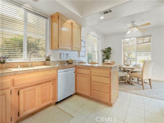 1907 Dufour Avenue, Redondo Beach, California 90278, 4 Bedrooms Bedrooms, ,2 BathroomsBathrooms,Residential,Sold,Dufour Avenue,SB22182771