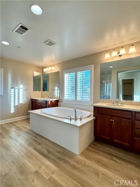 Detail Gallery Image 27 of 36 For 13945 Barnett Ln, Corona,  CA 92880 - 5 Beds | 3/1 Baths