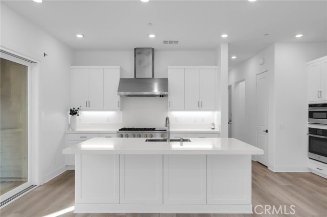 Detail Gallery Image 9 of 46 For 27216 Coyote Bush Ct, Valencia,  CA 91381 - 4 Beds | 5 Baths