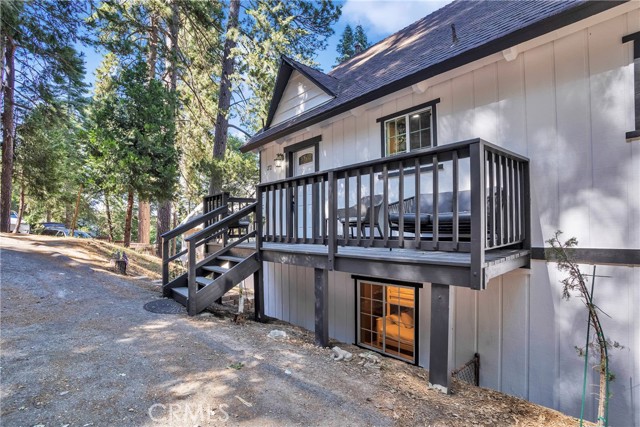 Detail Gallery Image 3 of 50 For 272 Fairway Dr, Lake Arrowhead,  CA 92352 - 5 Beds | 3 Baths