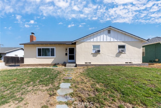 Detail Gallery Image 2 of 28 For 526 Sonora St, San Bernardino,  CA 92404 - 3 Beds | 2 Baths