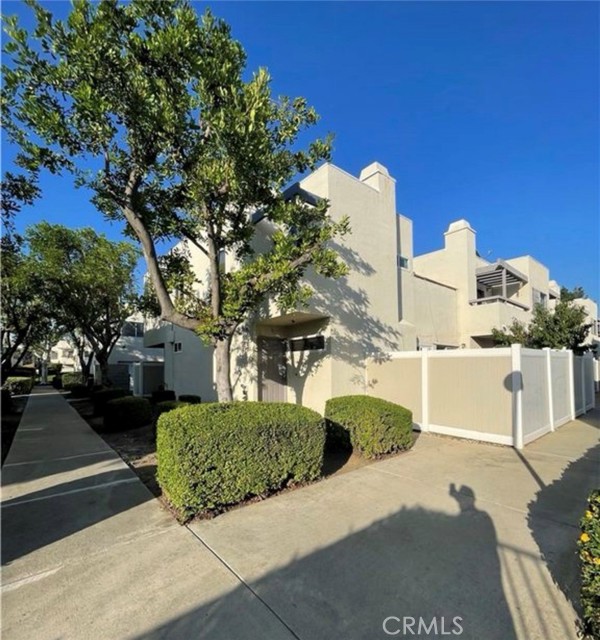 Front Image Thumbnail for CRWS25277215