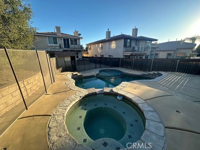 Detail Gallery Image 32 of 34 For 34046 Castle Pines Dr, Yucaipa,  CA 92399 - 4 Beds | 3/1 Baths