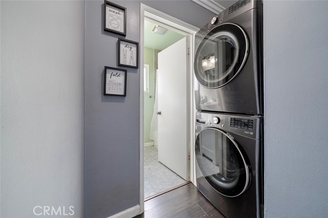 Detail Gallery Image 11 of 36 For 4228 Ostrom, Lakewood,  CA 90713 - 5 Beds | 3 Baths