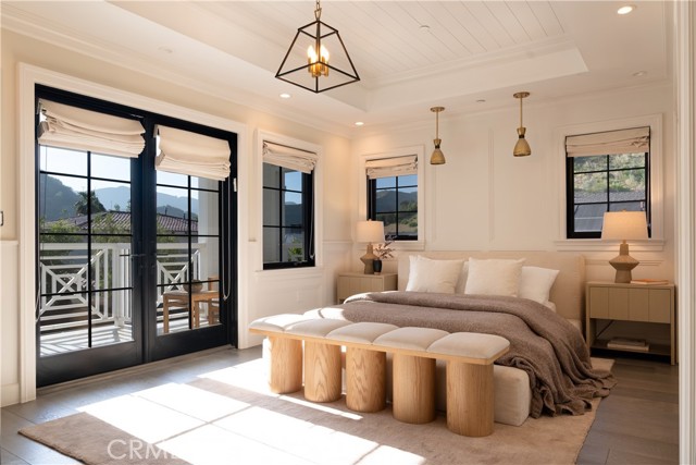 Detail Gallery Image 8 of 59 For 2520 La Condesa Dr, Los Angeles,  CA 90049 - 5 Beds | 6 Baths