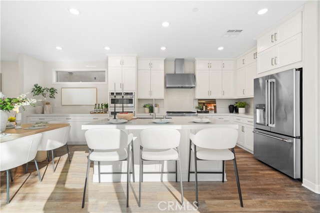 Detail Gallery Image 12 of 52 For 386 Chorus, Irvine,  CA 92618 - 4 Beds | 3 Baths