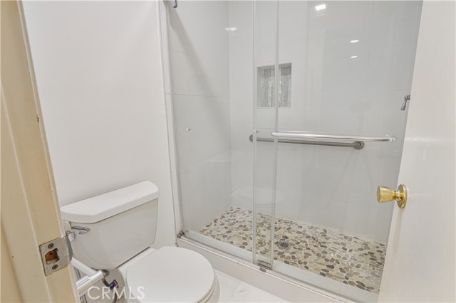 Detail Gallery Image 24 of 52 For 23675 Park Capri #24,  Calabasas,  CA 91302 - 2 Beds | 2 Baths