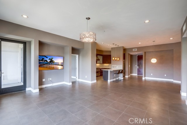 Detail Gallery Image 8 of 75 For 402 Rockefeller #410,  Irvine,  CA 92612 - 2 Beds | 2/1 Baths