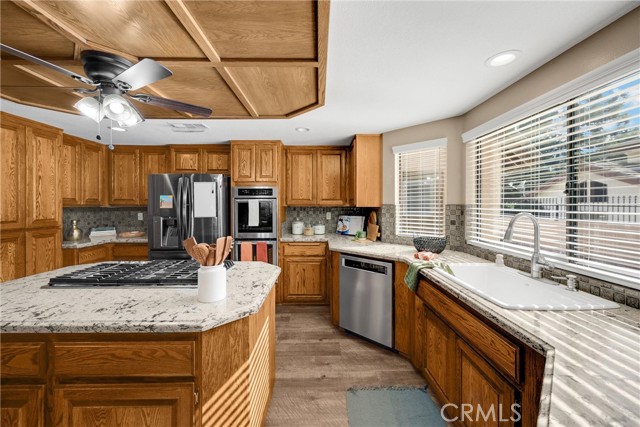 37308 Ironwood Drive, Yucaipa CA: https://media.crmls.org/medias/6f4755a7-a22a-4f83-930b-f0b6880414df.jpg