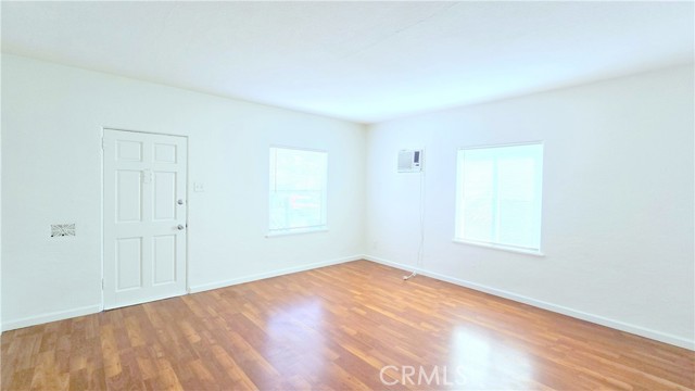 Detail Gallery Image 4 of 12 For 1362 N D St a,  San Bernardino,  CA 92405 - 1 Beds | 1 Baths