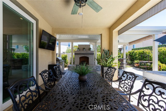 Detail Gallery Image 7 of 65 For 29817 Brumby Way, Menifee,  CA 92584 - 5 Beds | 3 Baths