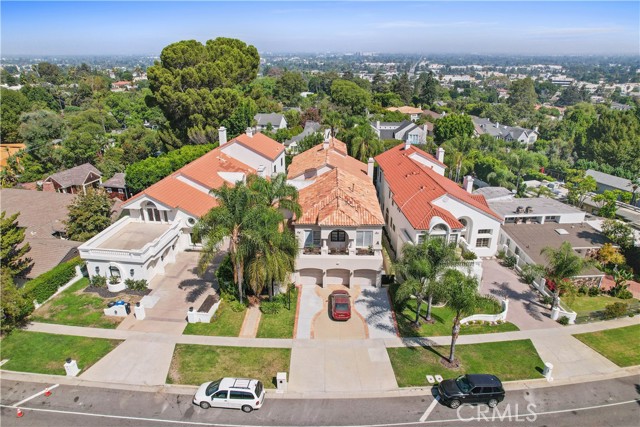 Detail Gallery Image 44 of 50 For 14057 Valley Vista Bld, Sherman Oaks,  CA 91423 - 5 Beds | 4/1 Baths