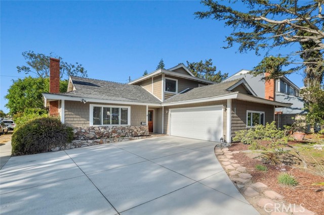 1101 Ysabel Street, Redondo Beach CA: https://media.crmls.org/medias/6f489300-ac2b-43c6-9d57-c7d4f6c99f63.jpg
