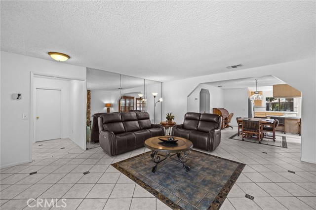 2089 Glenhaven Drive, Corona, CA, 92882 2089 Glenhaven Drive, Corona, CA, 92882