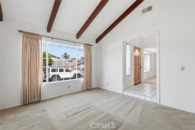 Detail Gallery Image 6 of 46 For 2106 Dufour Ave #1,  Redondo Beach,  CA 90278 - 3 Beds | 2/1 Baths