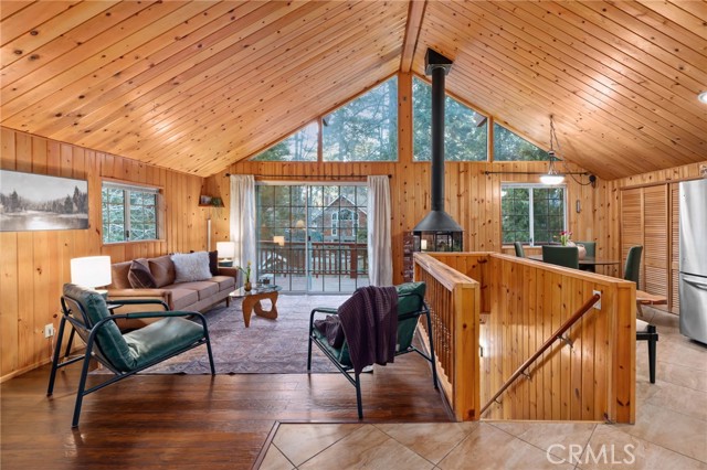 Detail Gallery Image 6 of 40 For 32143 West Dr, Running Springs,  CA 92382 - 2 Beds | 1/1 Baths