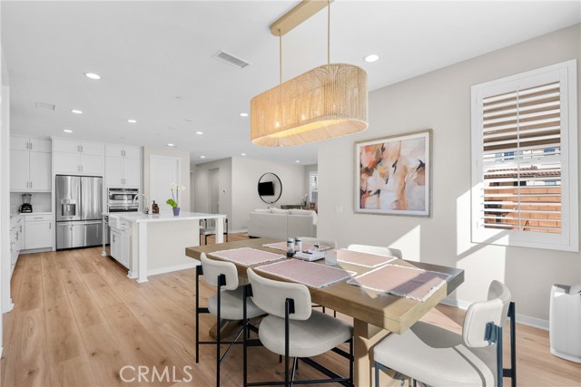 Detail Gallery Image 13 of 56 For 28332 Clarion, Canyon Country,  CA 91350 - 5 Beds | 4/1 Baths