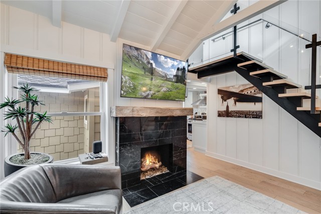 Detail Gallery Image 2 of 18 For 1259 S Coast Hwy #APT B,  Laguna Beach,  CA 92651 - 2 Beds | 2 Baths