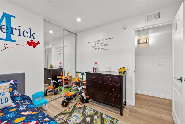 10331 Lindley Avenue, Porter Ranch CA: https://media.crmls.org/medias/6f50d8e6-f367-401d-85aa-0fe44c3b0bb5.jpg