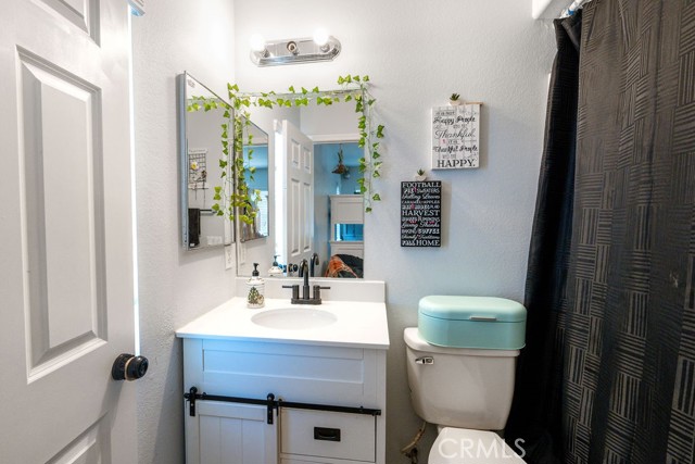 Detail Gallery Image 38 of 40 For 31675 Mccartney Dr, Winchester,  CA 92596 - 4 Beds | 3/1 Baths