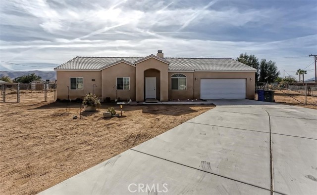 Detail Gallery Image 1 of 1 For 11064 Moki Ct, Apple Valley,  CA 92308 - 3 Beds | 2 Baths
