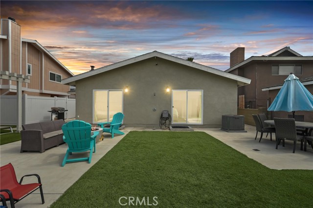 4941 Catamaran Street, Oxnard CA: https://media.crmls.org/medias/6f51e823-5374-4da8-a045-69e108704802.jpg
