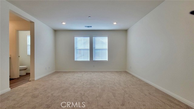 3943 E Carmel Privado, Ontario CA: https://media.crmls.org/medias/6f52032f-9187-494e-9f47-116b2e960bc3.jpg