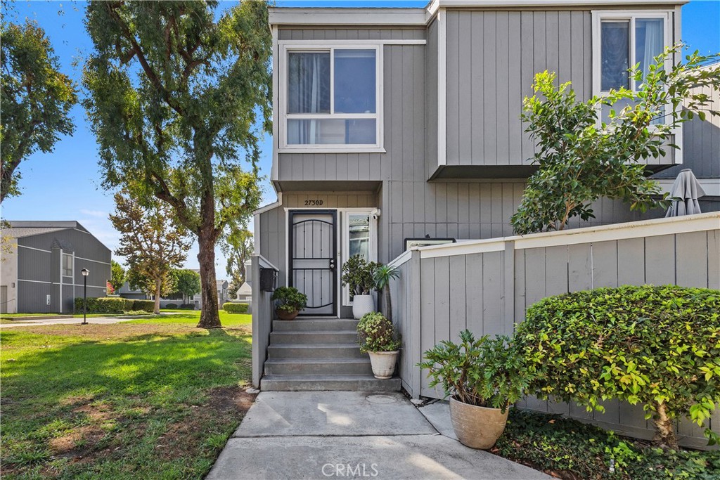 2730 W Segerstrom Avenue #D