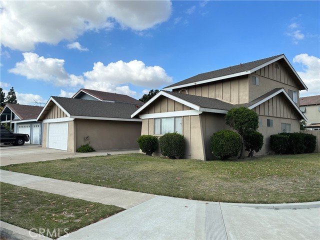10061 Whispering Pine Circle, Westminster, CA 92683