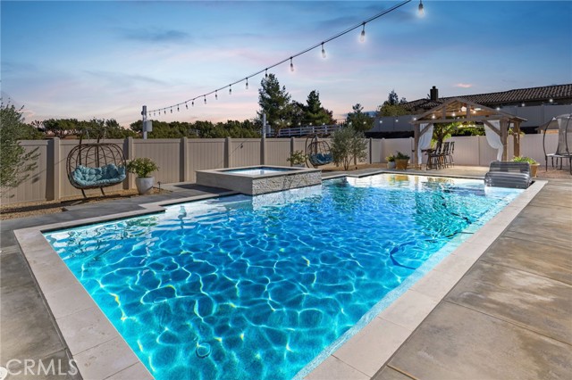 Detail Gallery Image 3 of 71 For 8357 Macron, Oak Hills,  CA 92344 - 4 Beds | 3 Baths