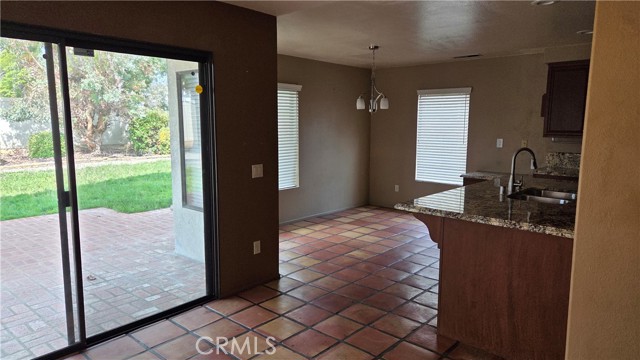 Detail Gallery Image 12 of 43 For 25568 Blackthorne Dr, Murrieta,  CA 92563 - 4 Beds | 3 Baths