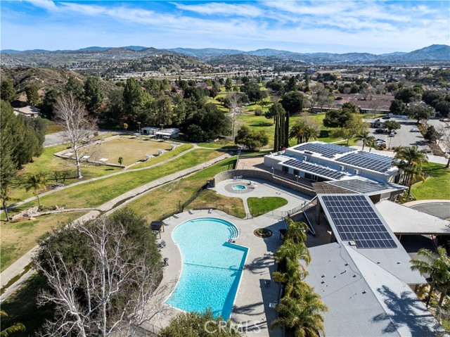 2 Bed Home for Sale in Newhall, California