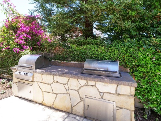 7 Country Meadow Road, Rolling Hills Estates, California 90274, 4 Bedrooms Bedrooms, ,3 BathroomsBathrooms,Residential,Sold,Country Meadow,PV22126276