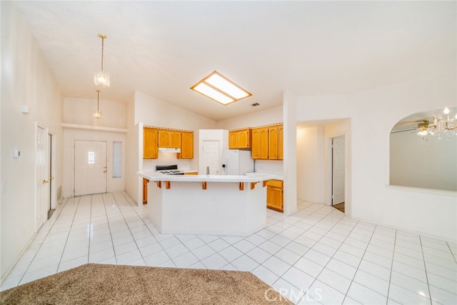 Detail Gallery Image 4 of 30 For 15225 Ash St, Hesperia,  CA 92345 - 3 Beds | 2 Baths