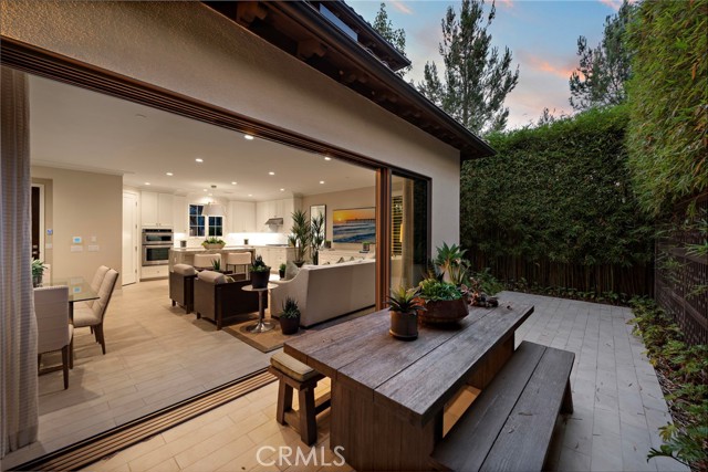 166 Villa Rdg, Irvine CA: https://media.crmls.org/medias/6f5795da-f722-4163-934d-363edb64b543.jpg