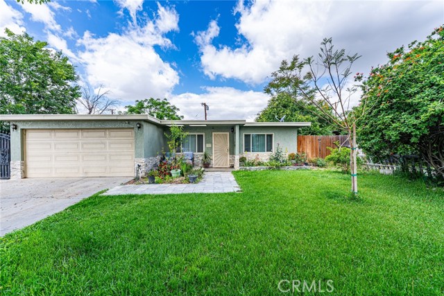 Detail Gallery Image 1 of 32 For 2820 N E St, San Bernardino,  CA 92405 - 4 Beds | 2 Baths