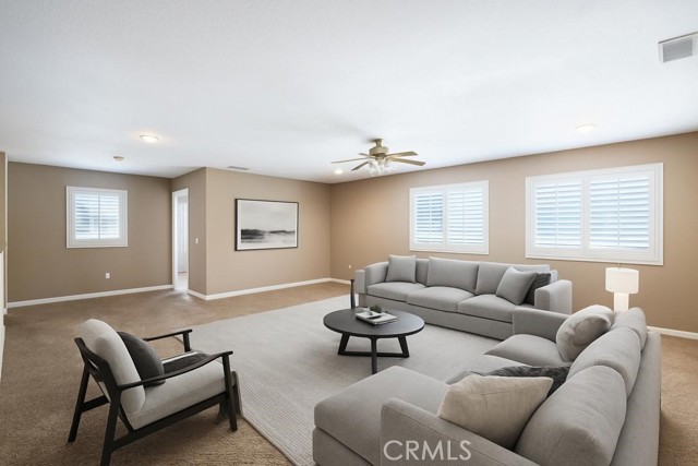 39766 Pinedale Way, Murrieta CA: https://media.crmls.org/medias/6f58b411-9759-4f40-84f4-626b8c617c87.jpg