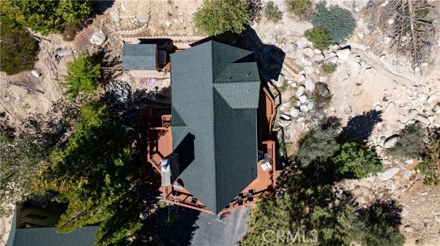 Detail Gallery Image 5 of 51 For 38532 N Shore Dr, Fawnskin,  CA 92333 - 3 Beds | 2/1 Baths