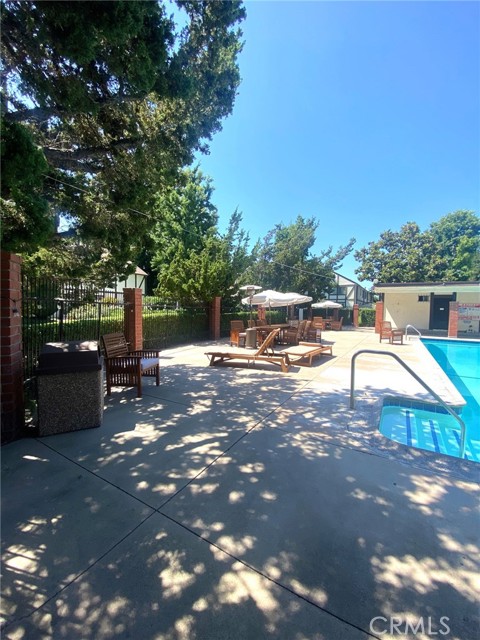 Detail Gallery Image 21 of 25 For 15508 Williams St #E,  Tustin,  CA 92780 - 3 Beds | 2 Baths