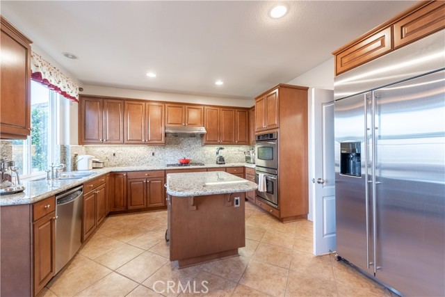 Detail Gallery Image 6 of 21 For 20700 Campania Ln, Porter Ranch,  CA 91326 - 4 Beds | 4 Baths