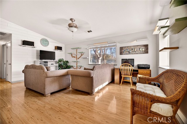 Detail Gallery Image 3 of 25 For 2767 Lowell Dr, Chico,  CA 95973 - 3 Beds | 2 Baths