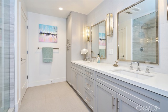 1920 South Pacific Coast Highway, Redondo Beach, California 90277, 3 Bedrooms Bedrooms, ,3 BathroomsBathrooms,Residential,Sold,South Pacific Coast Highway,PV23180320