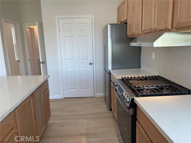 Detail Gallery Image 11 of 19 For 315 N Alvarado St #1/2,  Los Angeles,  CA 90026 - 4 Beds | 3 Baths